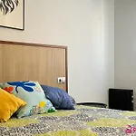דירה Cabaret House